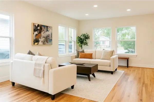 627 S Willomet Avenue, Dallas, TX 75208