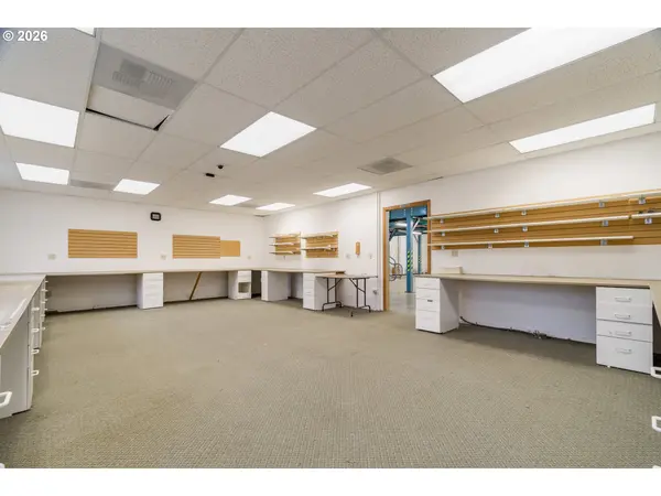 24716 TERRITORIAL HWY, Monroe, OR 97456