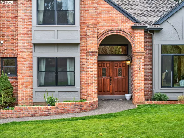 12757 NW HARTFORD ST, Portland, OR 97229