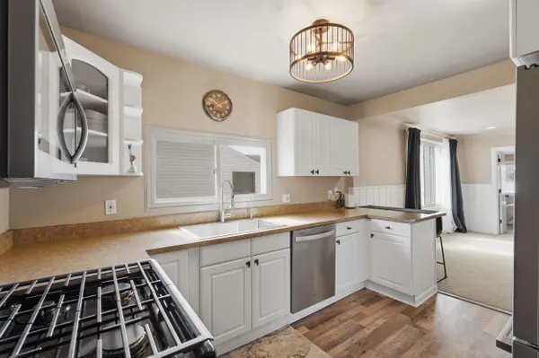 1700 S Hughes RD, Genoa Twp, MI 48114