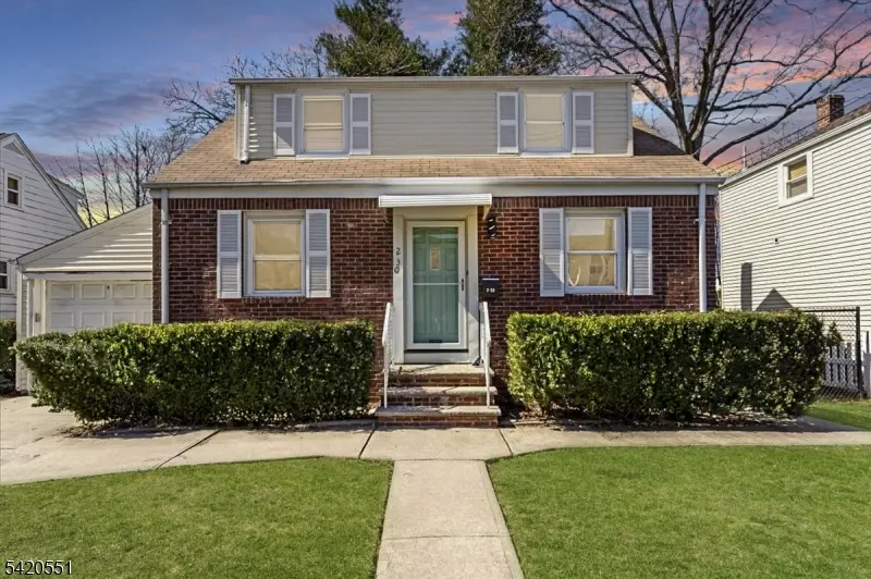 2-30 32Nd St, Fair Lawn Boro, NJ 07410