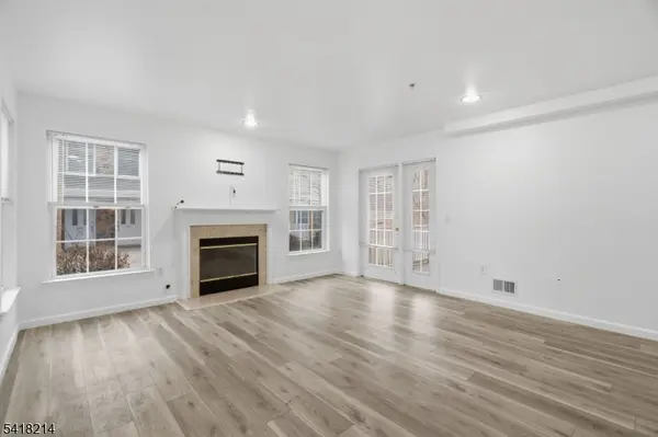 116 Chariot Ct #116, Piscataway Twp., NJ 08854