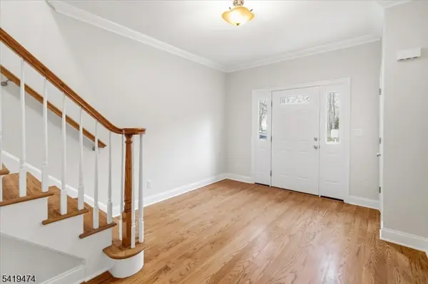 35 Bellows Ln, Montville Twp., NJ 07082