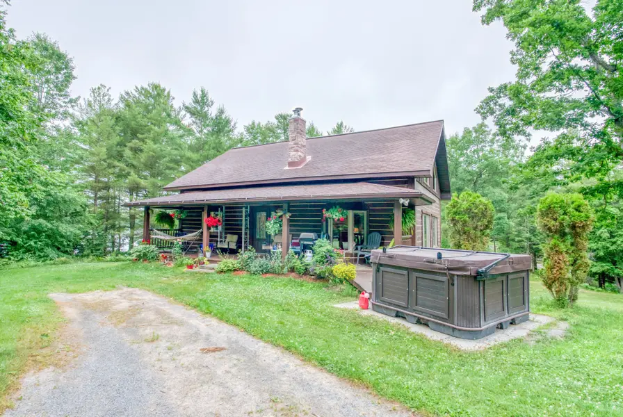 1510 Devil Lake RD, Frontenac, ON K0G 1X0