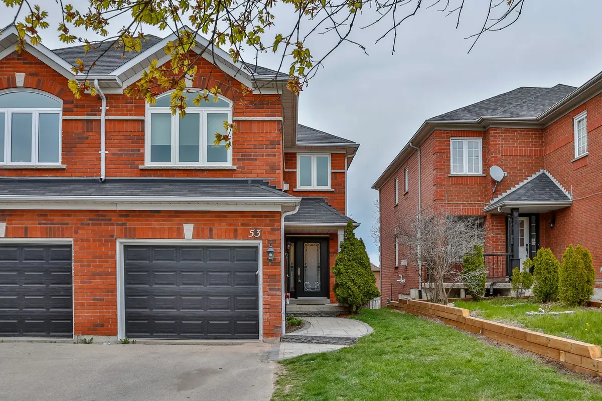 53 Primeau DR, Aurora, ON L4G 6Z3