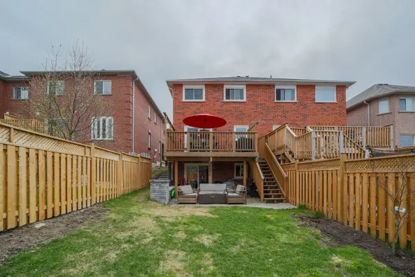 53 Primeau DR, Aurora, ON L4G 6Z3