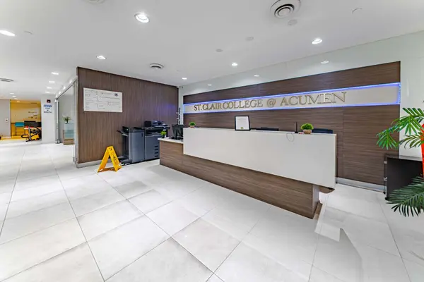 131 Brunel RD, Mississauga, ON L4Z 1X3