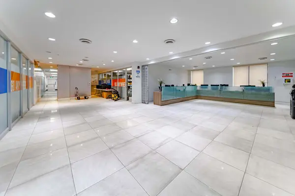 131 Brunel RD, Mississauga, ON L4Z 1X3