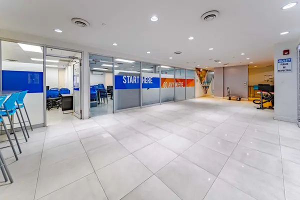 131 Brunel RD, Mississauga, ON L4Z 1X3