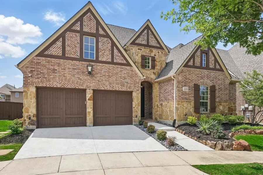 2409 Surrey Court, Flower Mound, TX 75022