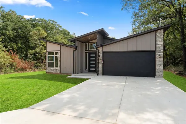 104 Rudder Road, Gun Barrel City, TX 75156