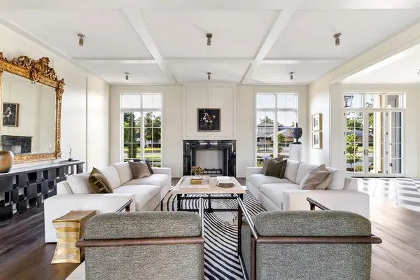 5610 Lobello, Dallas, TX 75229