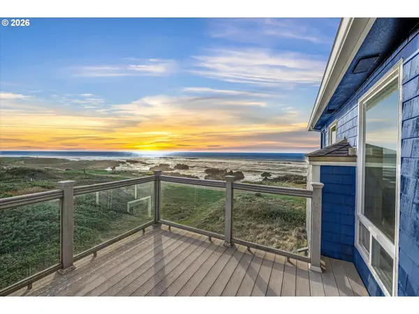 635 LEMWICK LN, Yachats, OR 97498