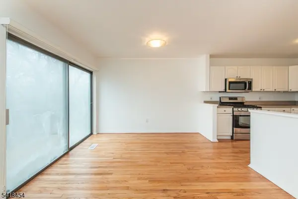 1359 Stephanie Dr, North Caldwell Boro, NJ 07006