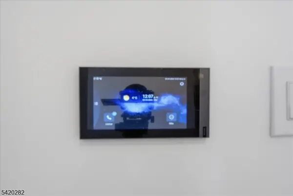 21 Lincoln Park #302, Newark City, NJ 07102