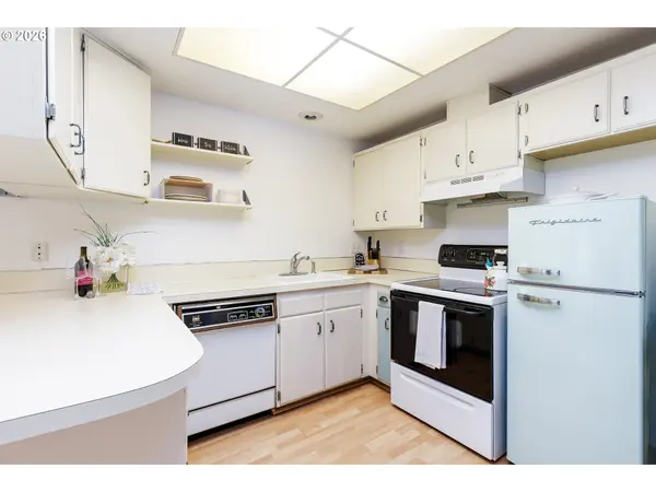 4628 SW COMUS PL, Portland, OR 97219