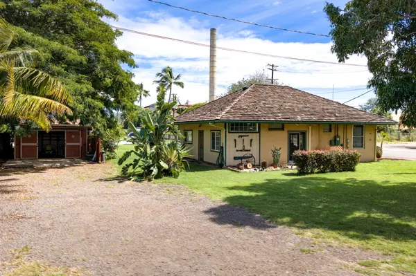 8297 KEKAHA RD, Kekaha, HI 96752