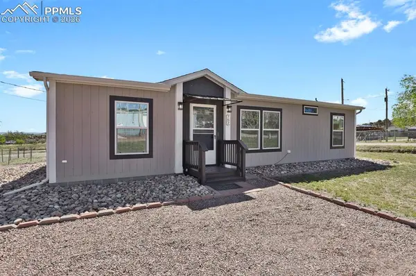 762 Main ST, Coal Creek, CO 81221
