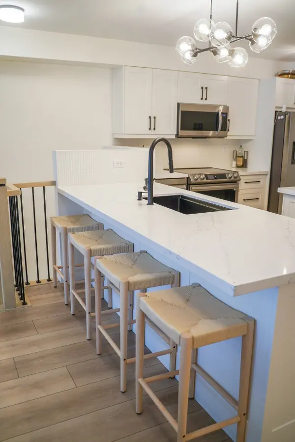 118 Finch AVE W #Th 5, Toronto C07, ON M2N 7G2