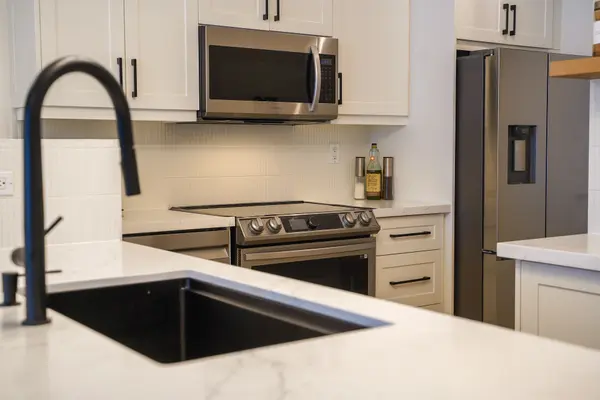 118 Finch AVE W #Th 5, Toronto C07, ON M2N 7G2