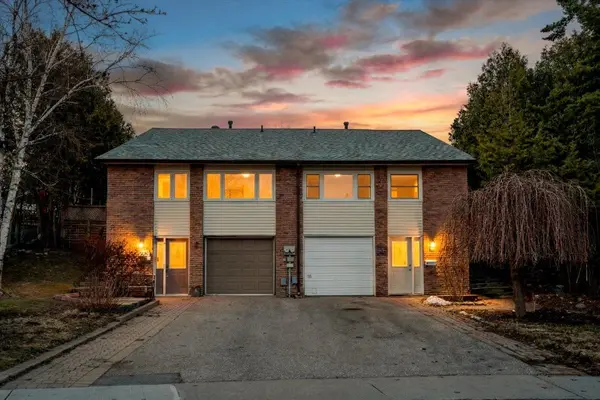 1389 Palmetto DR, Oshawa, ON L1K 1N1