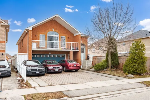 43 Wildsky RD, Brampton, ON L6Y 5P9