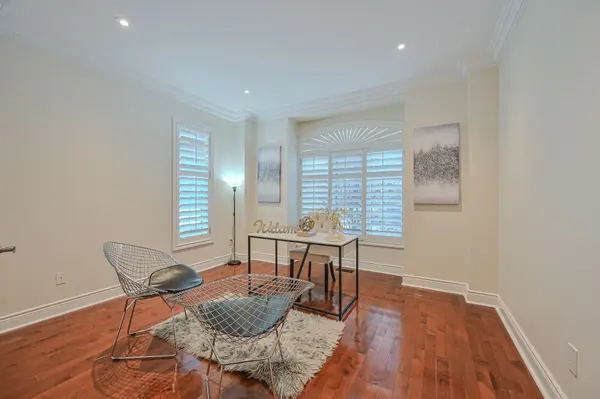 5 Highvalley CIR, Brampton, ON L6P 2C6