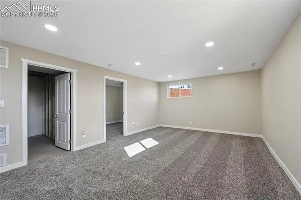 5255 Omega WAY, Colorado Springs, CO 80917