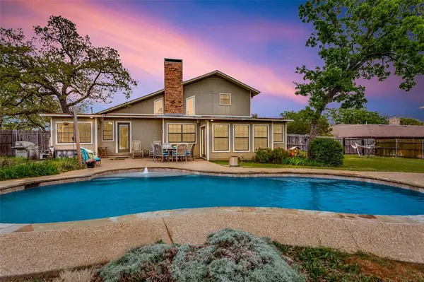 9714 Windsor Circle, Fort Worth, TX 76140