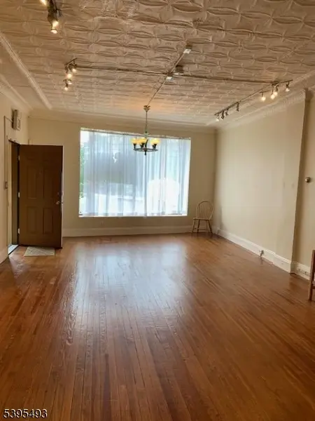 41 Glenridge Ave, Montclair Twp., NJ 07042