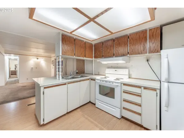 3500 SE CONCORD RD #65, Milwaukie, OR 97267