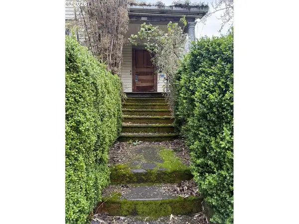 638 SE 34TH AVE, Portland, OR 97214