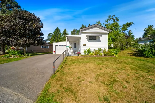 66 Cameron DR, Oro-medonte, ON L0L 1T0