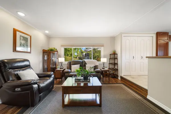 66 Cameron DR, Oro-medonte, ON L0L 1T0