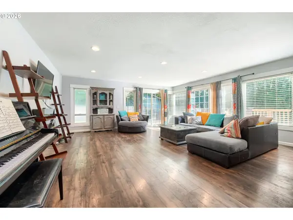 3817 SE Spruce ST, Hillsboro, OR 97123