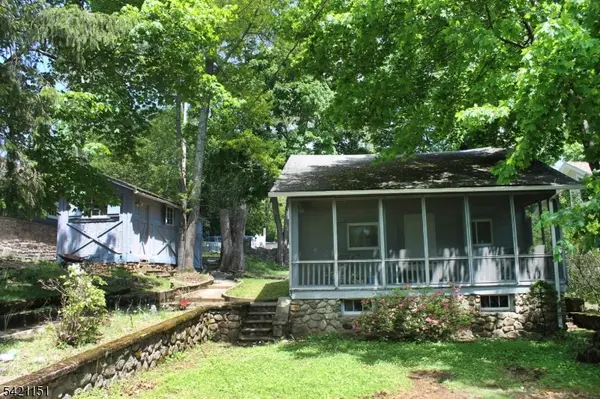 221 S New Jersey Ave, Jefferson Twp., NJ 07849