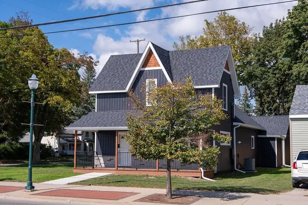 216 W Fifth ST, Clare, MI 48617