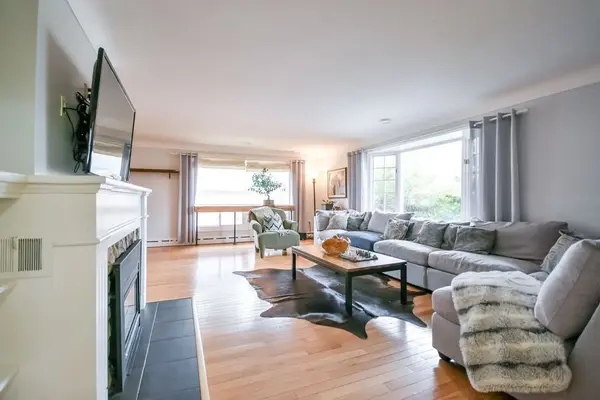 62 Letitia ST, Barrie, ON L4N 1P1