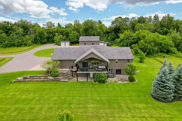 2300 Victoria RD, Prince Edward County, ON K0K 1L0