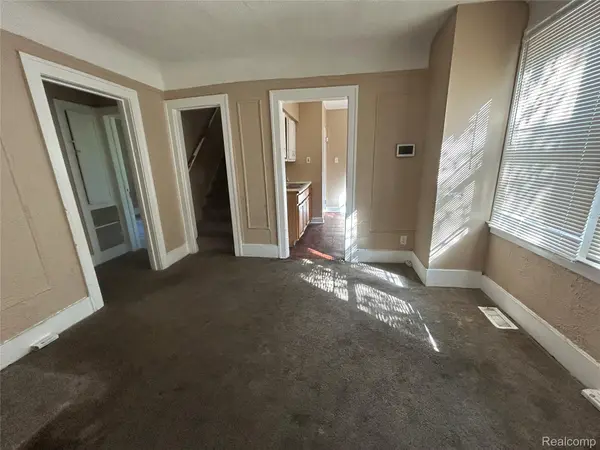 11718 Manor ST, Detroit, MI 48204