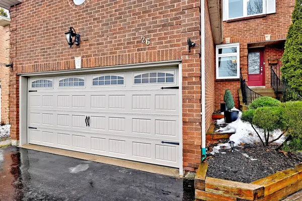 26 Sherie DR, Georgina, ON L4P 3R3