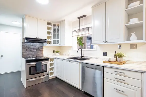 44 Regent ST, Kawartha Lakes, ON K9V 3V2