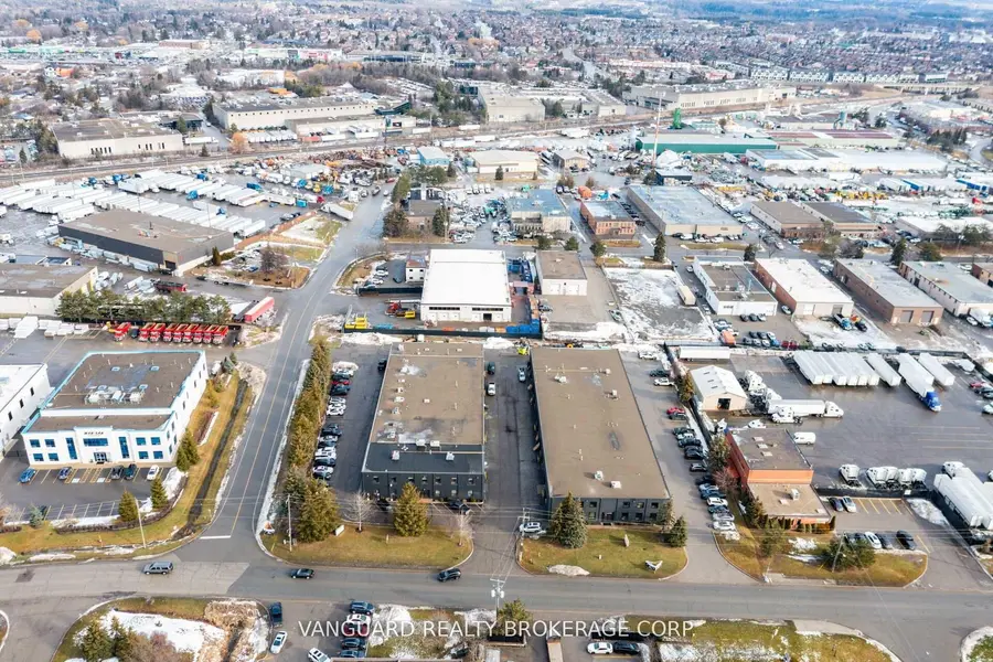 13 Holland DR #7, Caledon, ON L7E 1G7