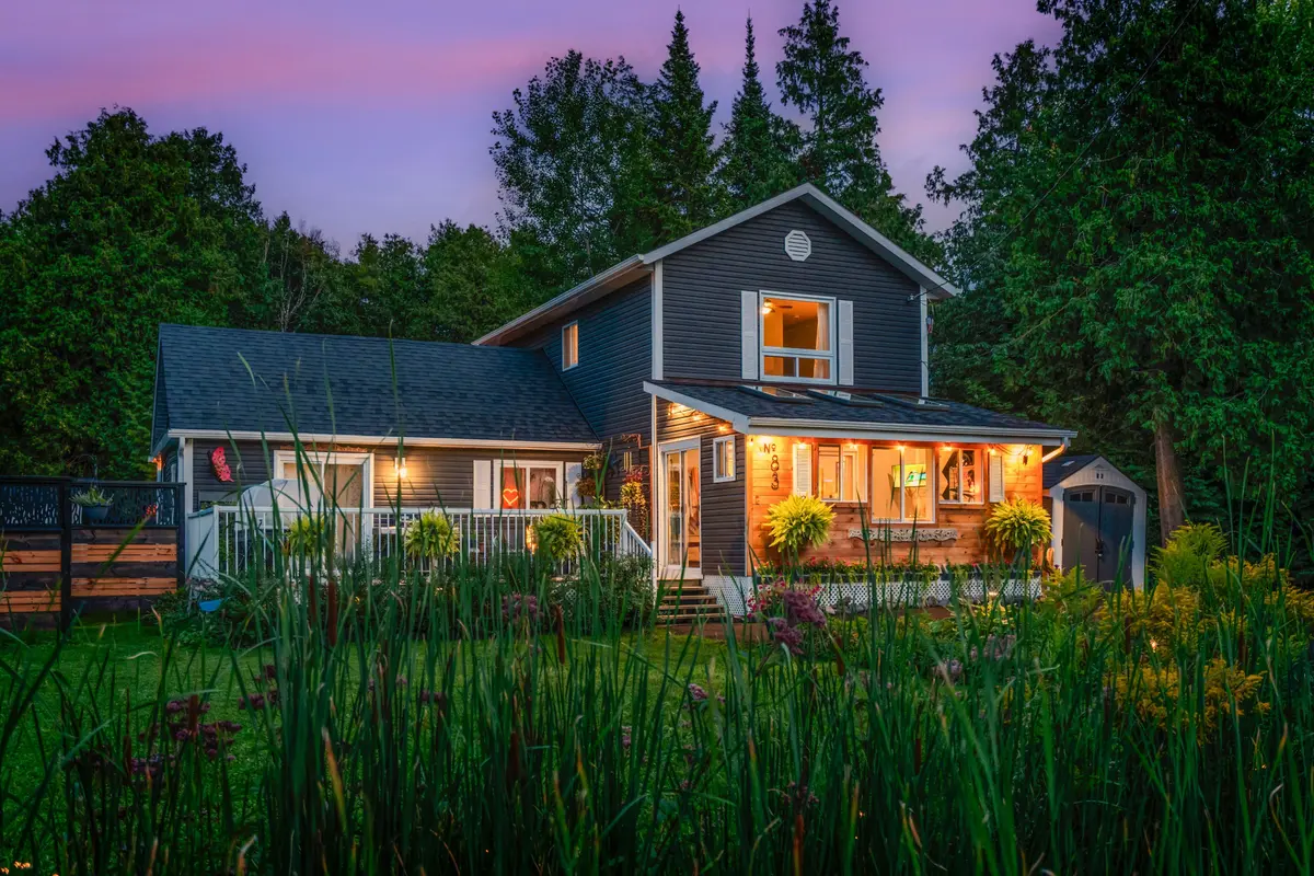 83 King RD, Tay, ON L0K 2C0