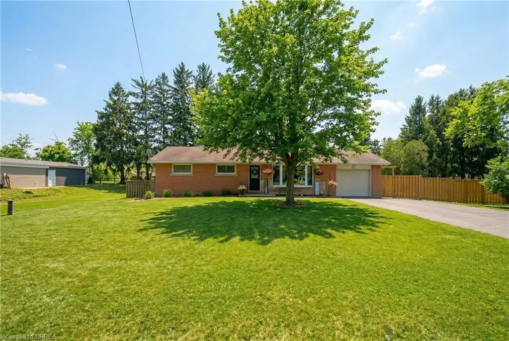 12 Stewart DR, Brant, ON N0E 1A0