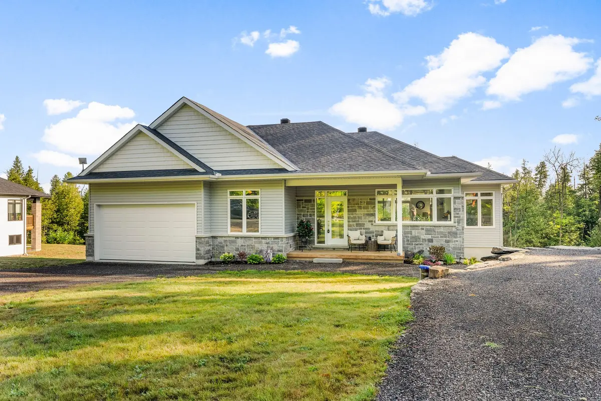 44 Morning Flight CT, Greater Madawaska, ON K0J 1H0