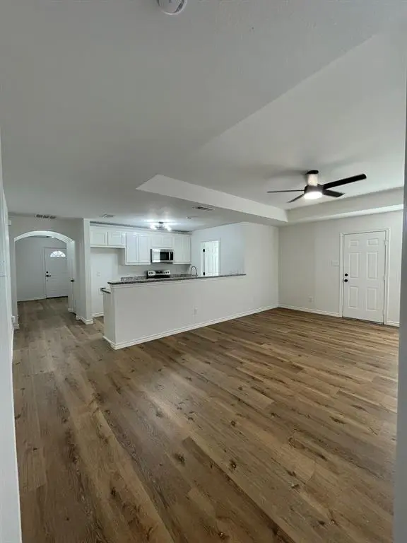 212 Mineral Wells Street, Terrell, TX 75160