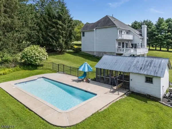 10 Kelsey Farm Road, Alexandria Twp., NJ 08848