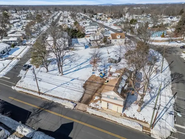 946 Kennedy Blvd, Manville Boro, NJ 08835