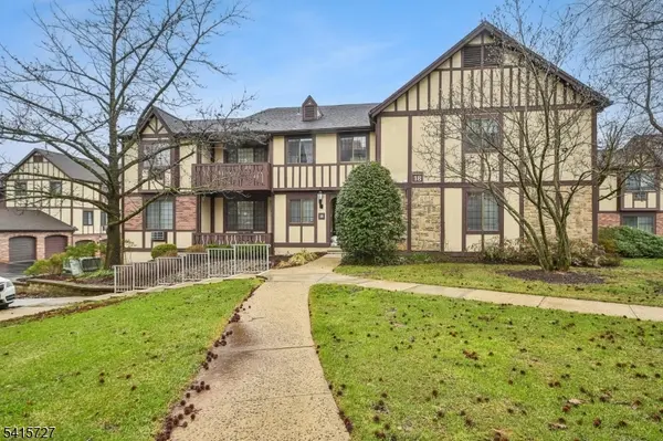 18F Manchester Ct #F, Chatham Twp., NJ 07928